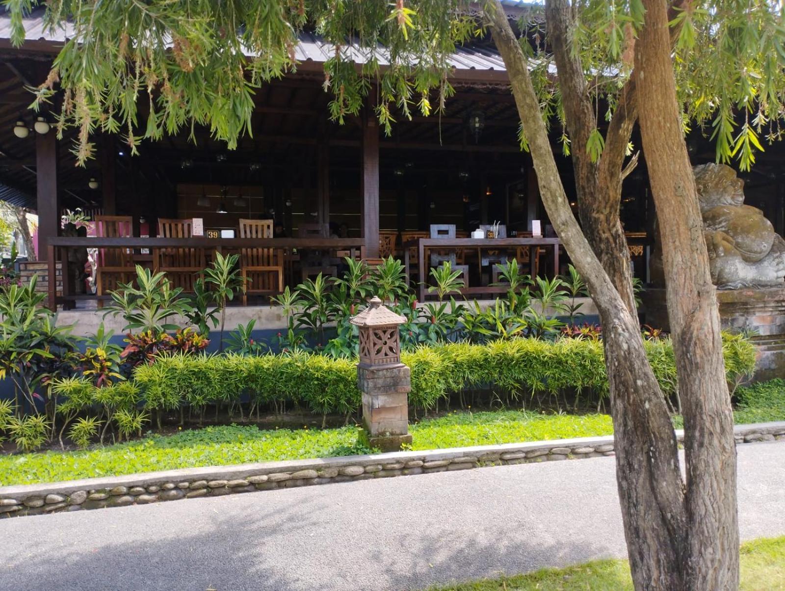 Kartika Dahayu Private Pool Villas Sukawati Exterior foto
