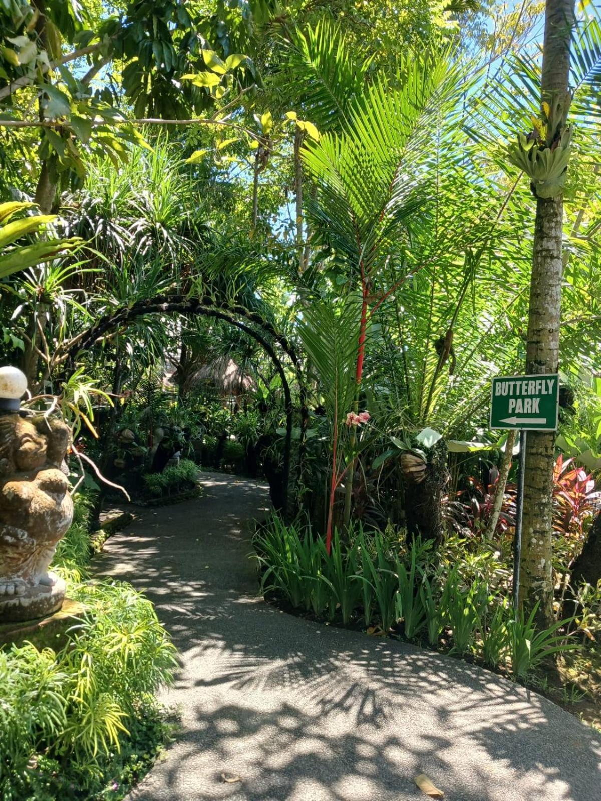 Kartika Dahayu Private Pool Villas Sukawati Exterior foto